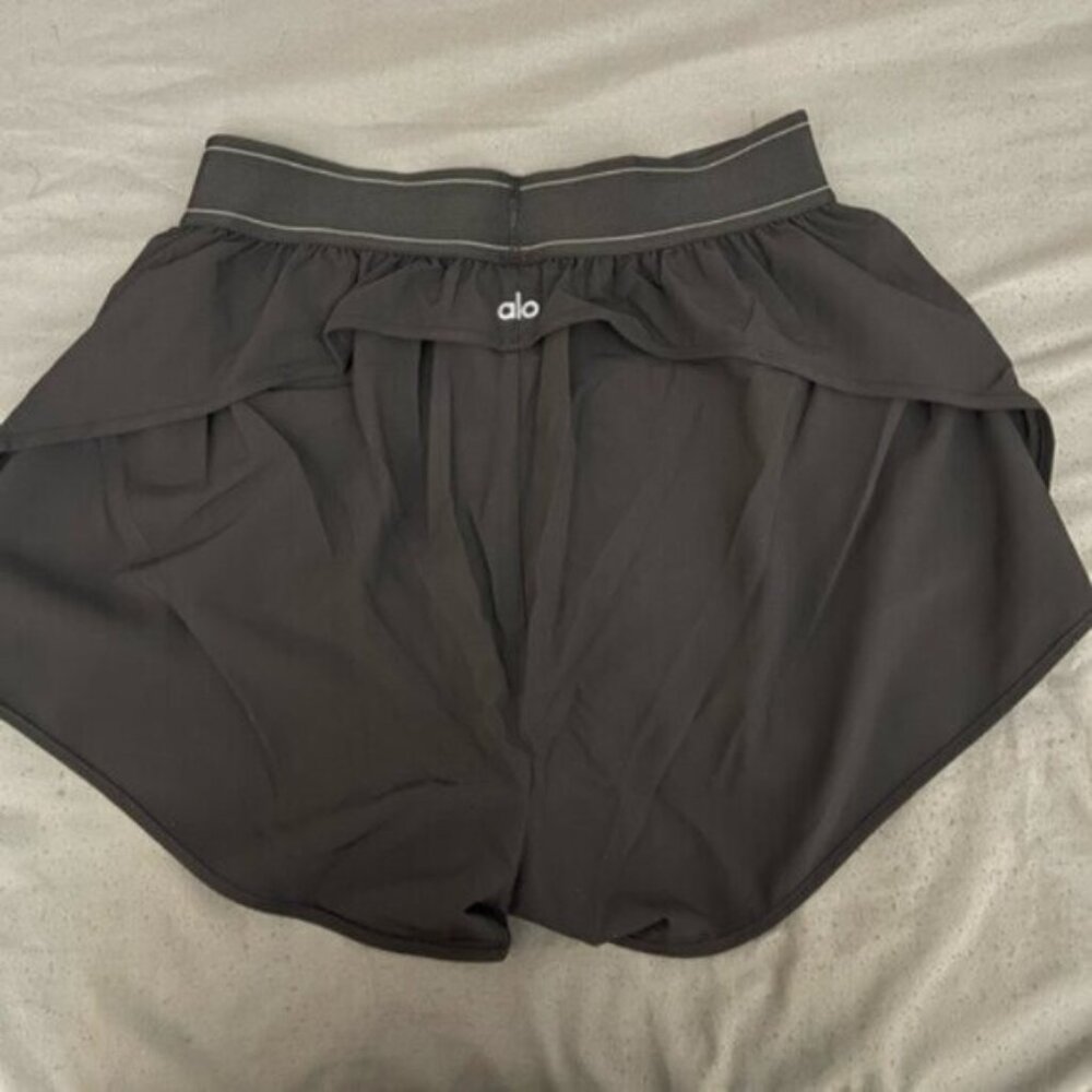 👩Alo Yoga Match Point Short Black🎀 - Picture 3 of 6